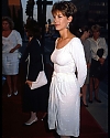 JamieLeeCurtis-WandaBeverlyHills-002.jpg